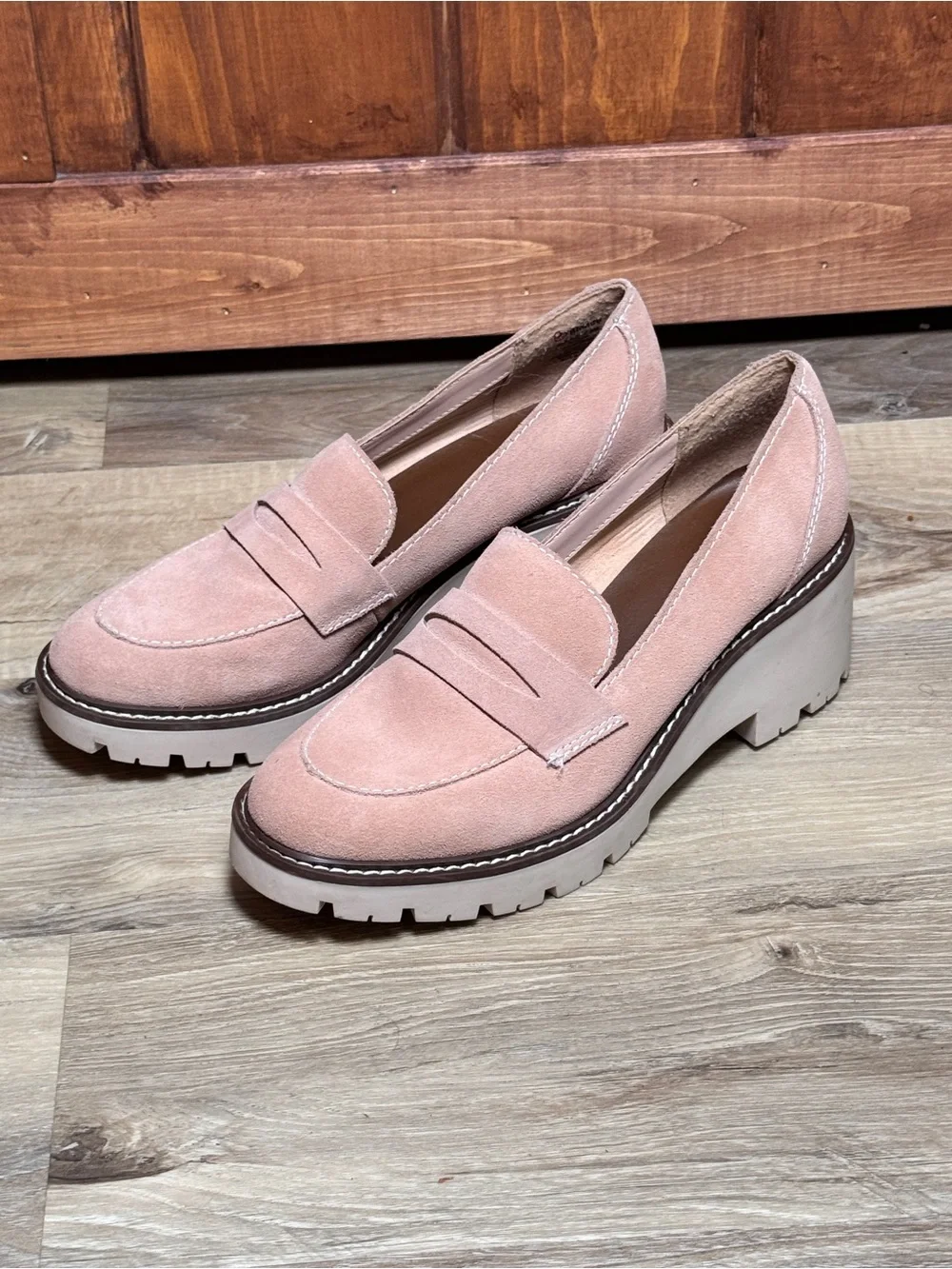 Blondo Dusty Pink Suede Platform Penny Loafers
